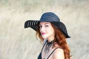 Portrait de femme au chapeau