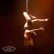 Pole dance